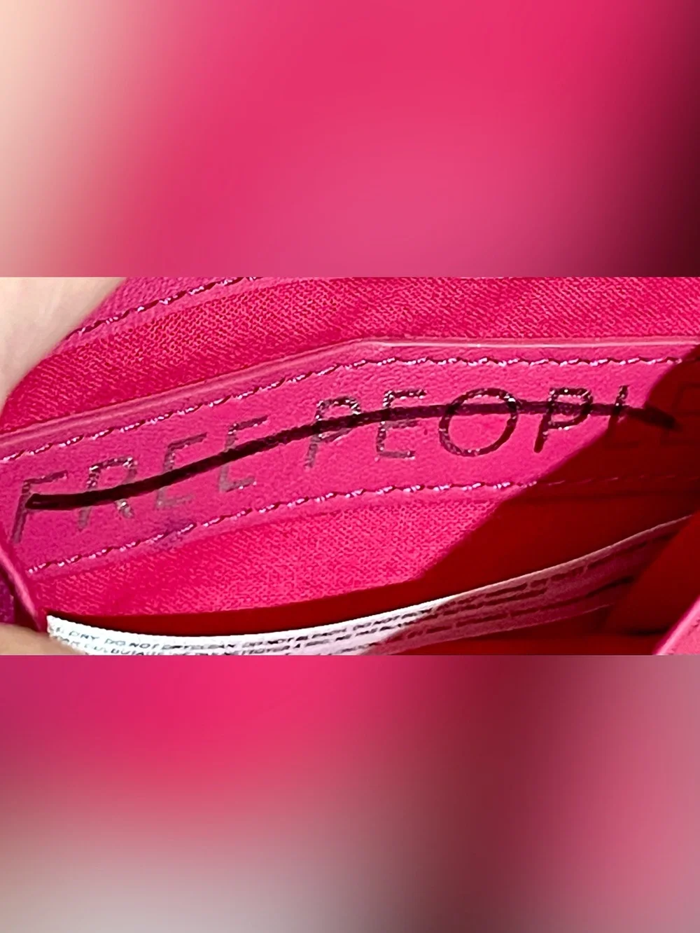 Free People Pink Pebbled Leather Wallet Heart Turn Lock Bifold Card Holder Y2K